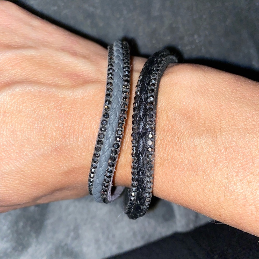 2 bracelets - Picture 3 of 3